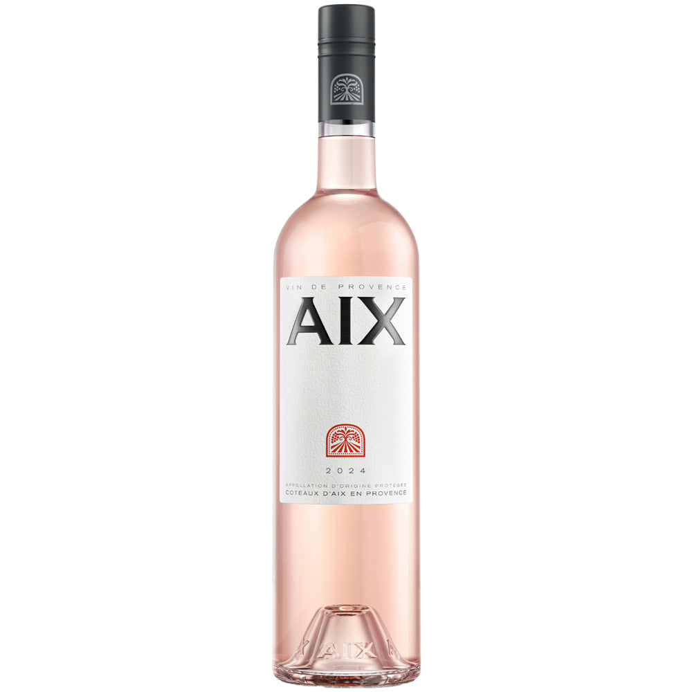 Die klare Glasflasche des „Aix Rosé Coteaux d’Aix en Provence AOC 2025“ von Maison Saint Aix ist mit einem weißen Etikett mit schwarzer Schrift versehen und gibt den Blick auf die zartrosa Farbe des Weins im Inneren frei. Dieser raffinierte Rosé verkörpert mit jedem Schluck den Geist der Provence.