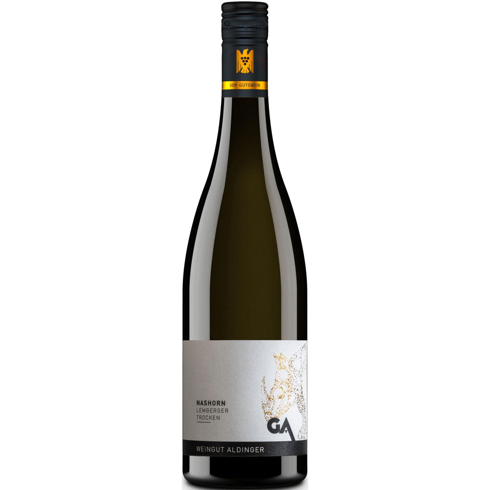 Eine Flasche Aldinger Nashorn Lemberger VDP.Gutswein trocken 2023 von Aldinger, mit silbernem Etikett und schwarzem Verschluss.