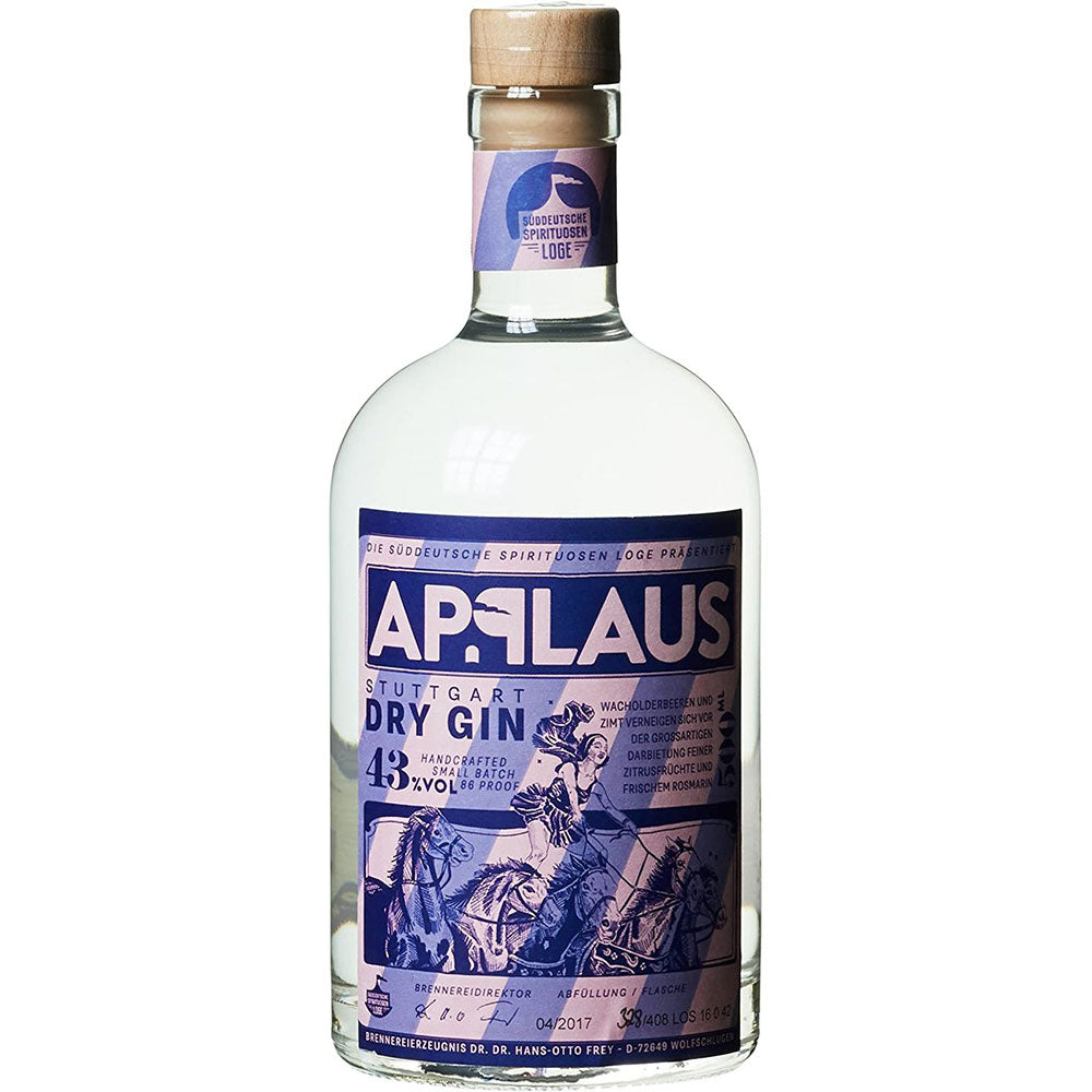 Eine 0,5-Liter-Flasche des Stuttgart Dry Gin von Applaus Gin (43% vol.) besticht durch schwäbische Handwerkskunst mit einem blau-violett illustrierten Etikett für einen Premium-Touch.
