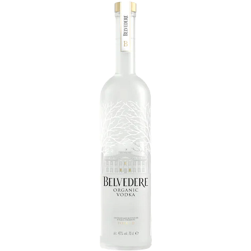 Eine mattierte 0,7-Liter-Flasche Belvedere Wodka aus Polen 40% mit einem weißen Baum- und Gebäudedesign auf dem Etikett.