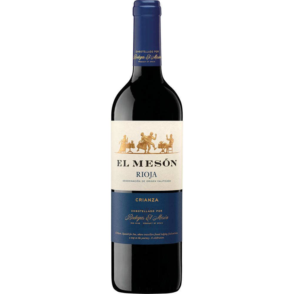 Eine Flasche Bodegas El Meson Rioja Crianza 2022, ein klassischer spanischer Rotwein von Bodegas El Meson, mit einem blau-goldenen Etikett auf weißem Hintergrund.