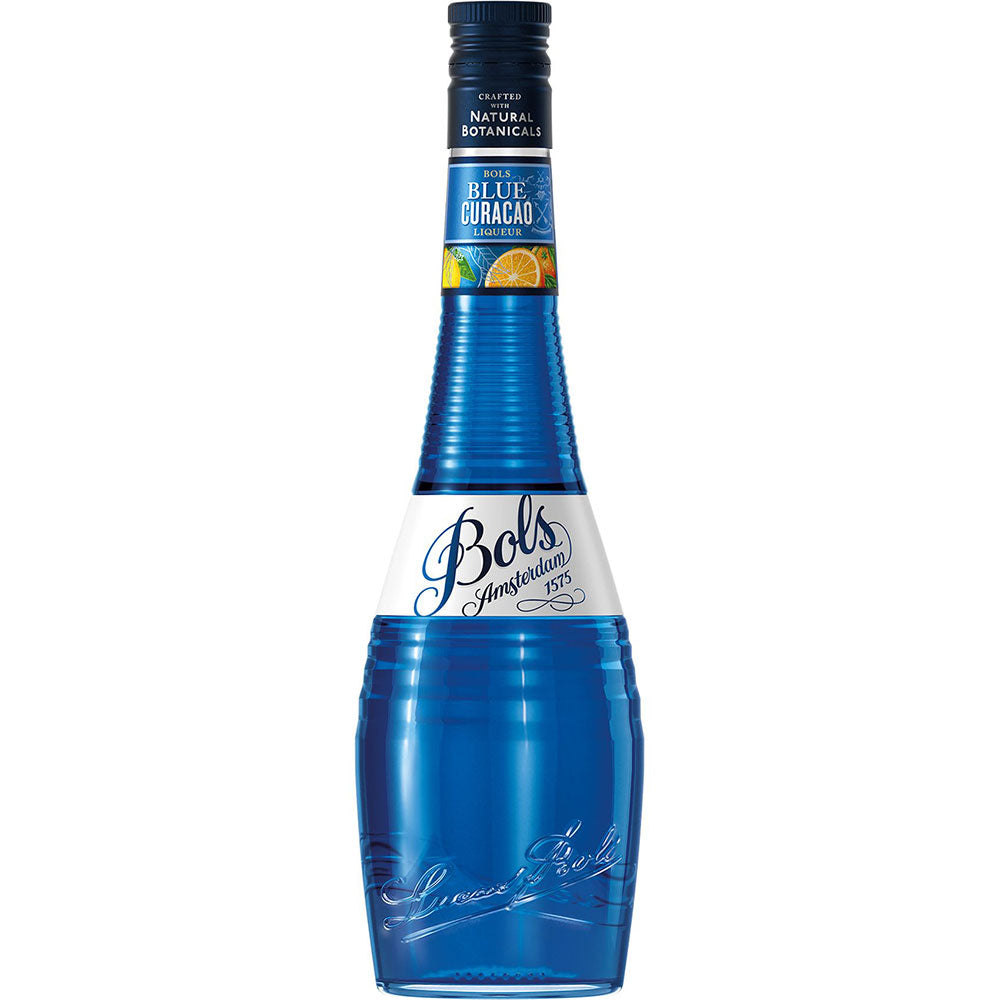 Die blaue 0,7-Liter-Glasflasche Bols Blue Curacao 21% von Bols mit weiß-blauem Etikett verleiht Cocktails eine leuchtende Farbe und orangefarbenen Geschmack.