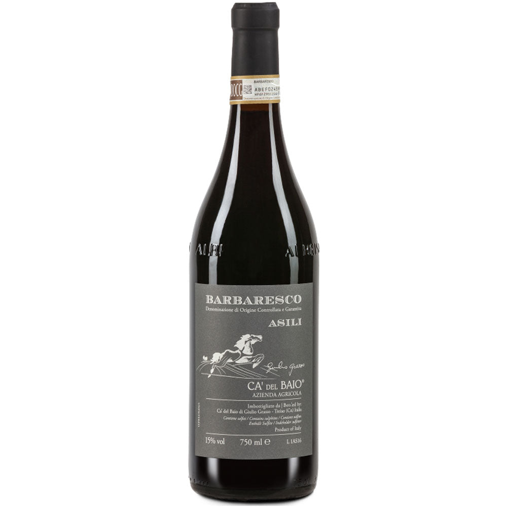 Eine Flasche Ca' del Baio Asili Barbaresco DOCG 2022, ein italienischer Rotwein aus der Nebbiolo-Traube von Ca' del Baio, präsentiert in einer schwarzen Flasche mit dunklem Etikett.