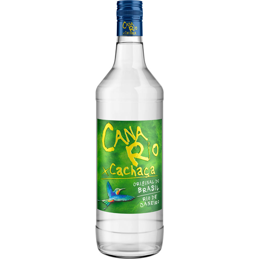 Canarío Superior Cachaça 38% 1 Liter hat ein grünes Etikett mit einem Kolibri und authentischer brasilianischer Herkunft - ideal zum Mixen des perfekten Caipirinha.
