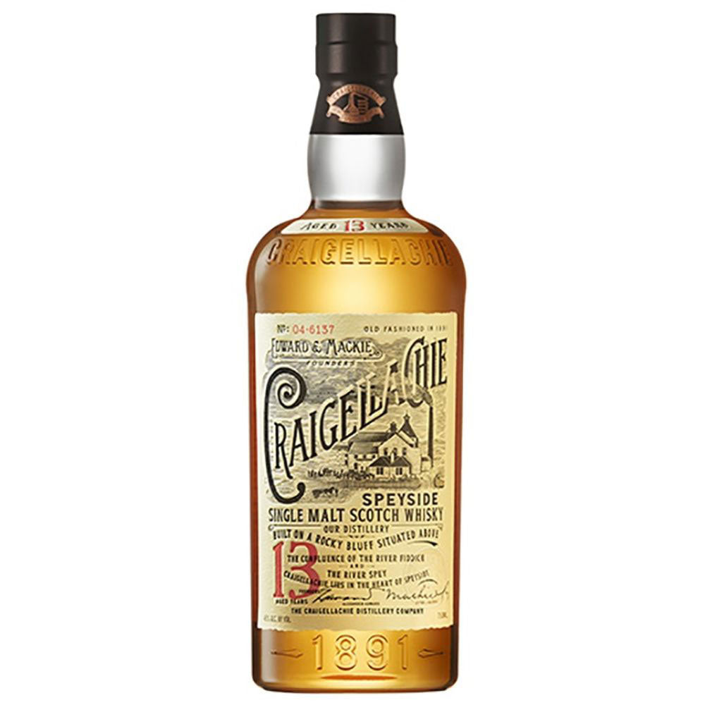 Craigellachie 13 Jahre Single Malt Scotch Whisky 46% (0,7L) von Craigellachie, präsentiert mit einem unverwechselbaren Etikett im Vintage-Stil.