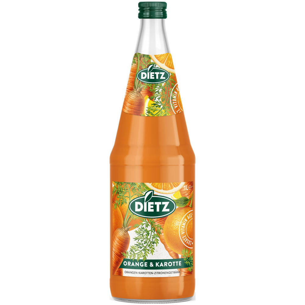 Eine 1-Liter-Flasche Dietz Orangen- & Karottensaft (6er-Pack, MEHRWEG), mit Abbildungen von Orangen und Karotten auf dem Etikett.
