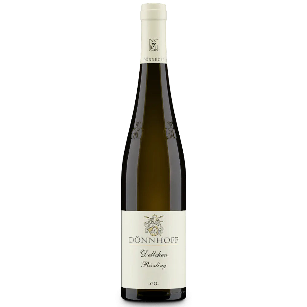 Eine Flasche „Weingut Dönnhoff Dönnhoff Riesling Dellchen GG trocken 2024“ mit weißem Etikett und cremefarbenem Verschluss ist vor einem weißen Hintergrund abgebildet.