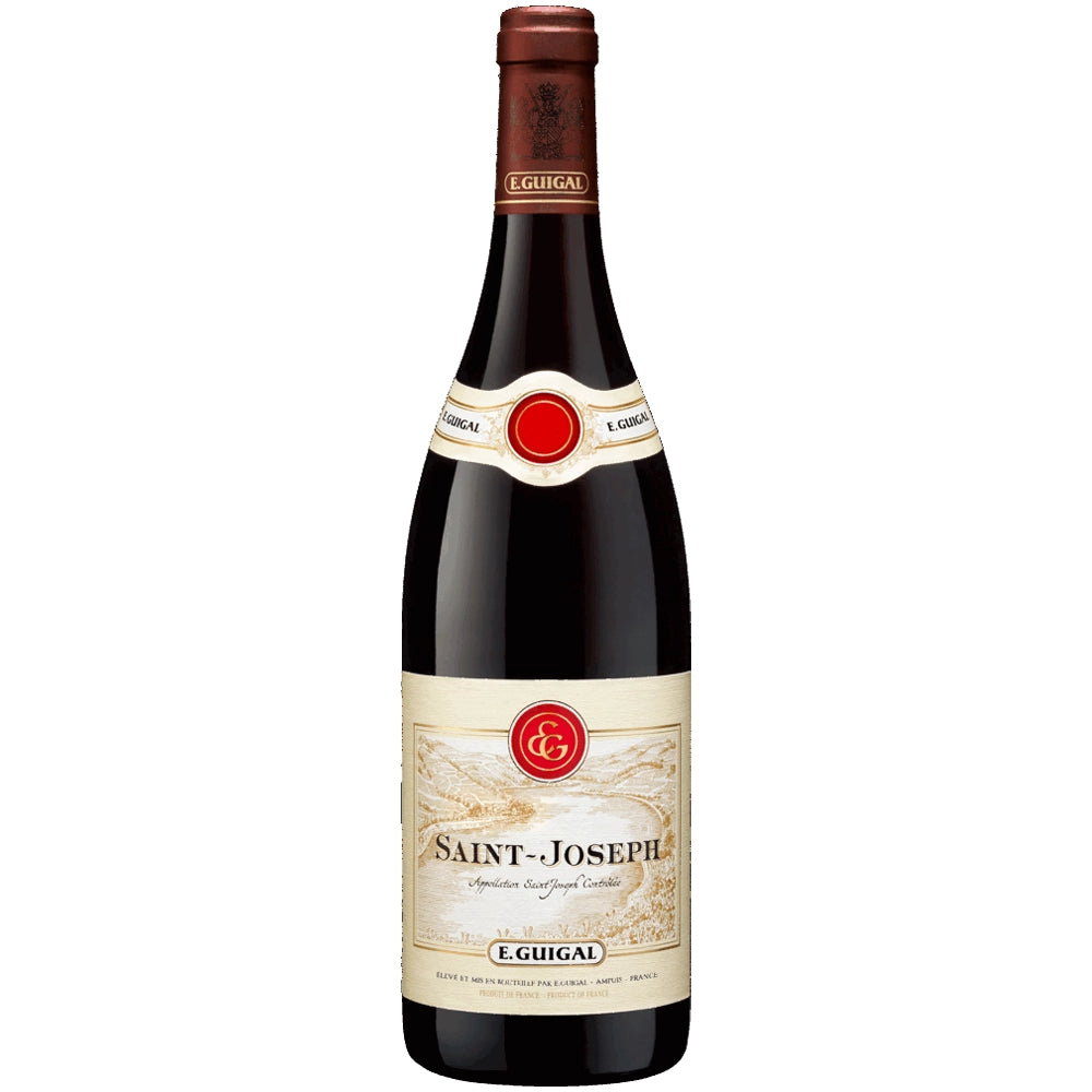 Eine Flasche E. Guigal Saint-Joseph Rouge AOC 2021 aus der nördlichen Rhône, die sich durch ihr cremefarbenes Etikett mit edlen roten Akzenten auszeichnet und meisterhaft aus ausgewählten Syrah-Trauben gekeltert wurde.