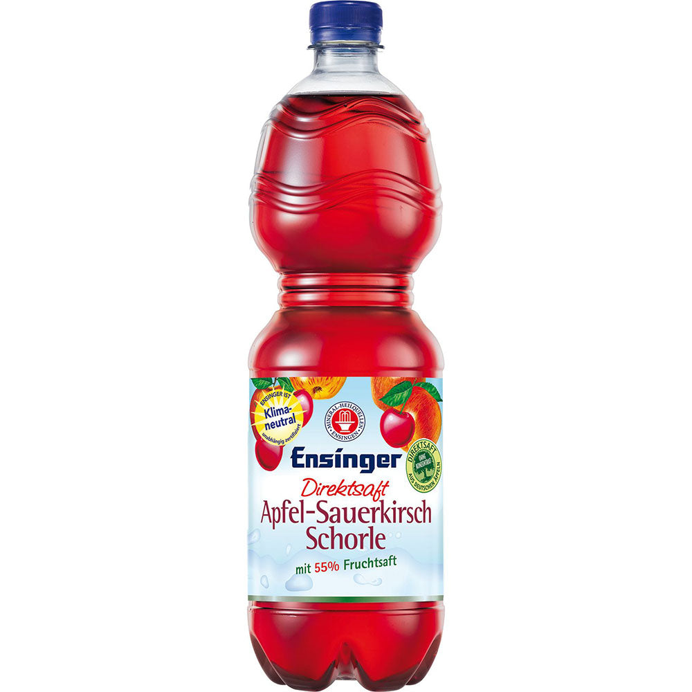 Eine 1-Liter-Flasche Ensinger Direkt Apfel Kirsch Schorle PET von Ensinger mit rotem Saft, einem bunten Etikett und aus natürlichen Zutaten. Verpackt in einem 9x1L Einweg-Set.