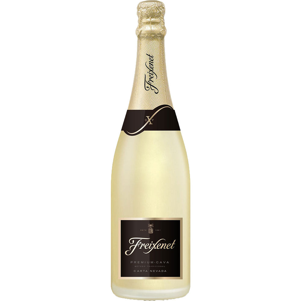 Eine 0,75-Liter-Flasche Freixenet Carta Nevada Seco von Freixenet, ein erstklassiger spanischer Cava mit Goldfolienverschluss und elegantem schwarzen Etikett.