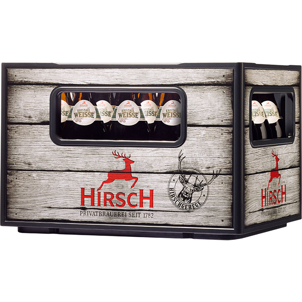 Eine Kiste Hirsch Kristall Weisse 20x 0,5L (Mehrweg) der Hirsch Brauerei hat ein Holzdesign mit einem roten Hirschlogo - dieses kristallklare Weizenbier ist ein World Beer Awards Gewinner.