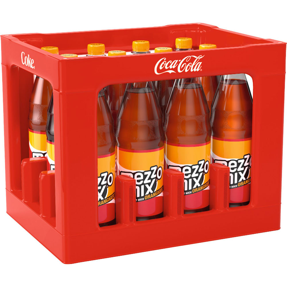 Eine Kiste mit zwölf 1-Liter-Flaschen Mezzo Mix PET (MEHRWEG), der kultigen Cola-Orange-Mischung von Mezzo Mix, jeweils mit leuchtend orangen Etiketten.
