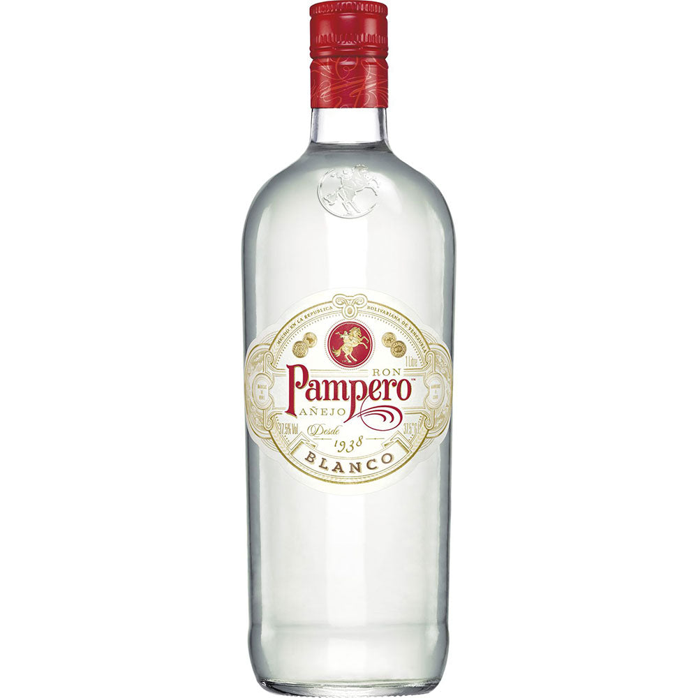 Pampero Rum Blanco aus Venezuela 37,5% (1L) von Pampero - ein venezolanischer Rum mit roter Kappe und einem eleganten creme-goldenen Etikett.