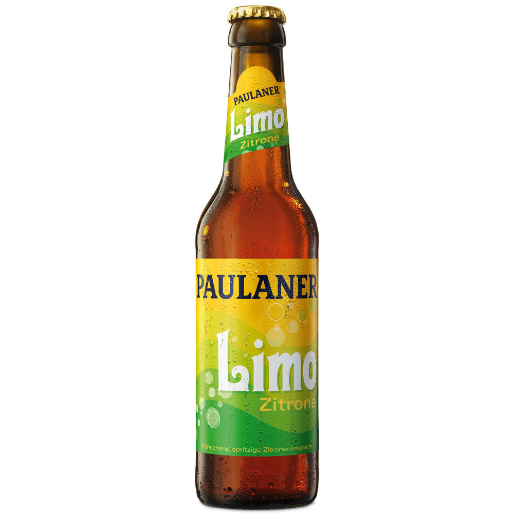 Eine 0,33-Liter-Flasche Paulaner Limo Zitrone (24x Mehrweg), bedeckt mit erfrischenden Wassertropfen, unterstreicht die spritzige Zitronenlimonade von Paulaner.