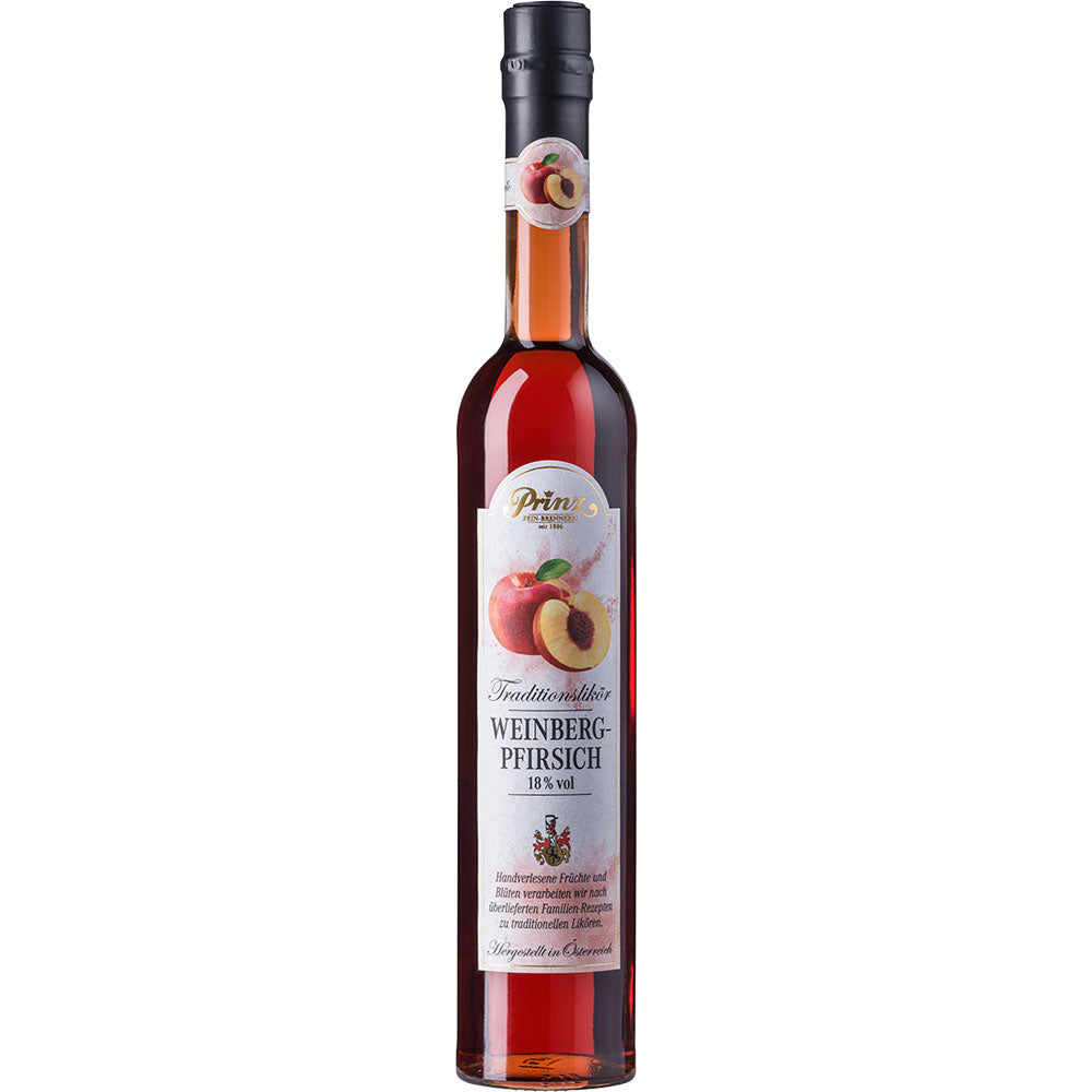 Eine hohe 0,5L Flasche Feinbrennerei Thomas Prinz Weinberg-Pfirsich Likör 18,0%, ein österreichischer Likör mit Pfirsichetikett und Glasstopfen.