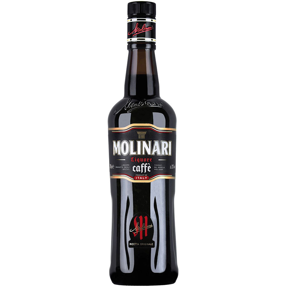Eine 0,7-Liter-Flasche Molinari Sambuca Caffé 32% mit schwarzem Etikett und markanten roten Akzenten, ein italienischer Anis-Kaffee-Likör.