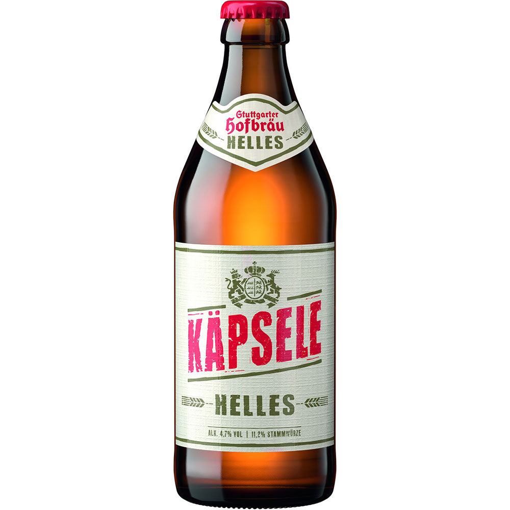 Eine Braunglasflasche Stuttgarter Hofbräu Käpsele Helles 20x 0,33 Liter (MEHRWEG) mit rotem Verschluss und cremefarbenem Etikett, die das klassische schwäbische Bierhandwerk der Marke Stuttgarter Hofbräu repräsentiert.