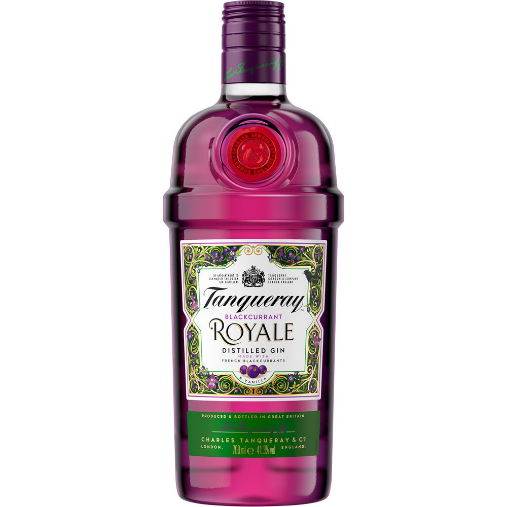 Eine 0,7L Flasche Tanqueray Blackcurrant Royale Gin (41,3%), aufgegossen mit französischen Johannisbeeren und mit einem dekorativen Etikett versehen.