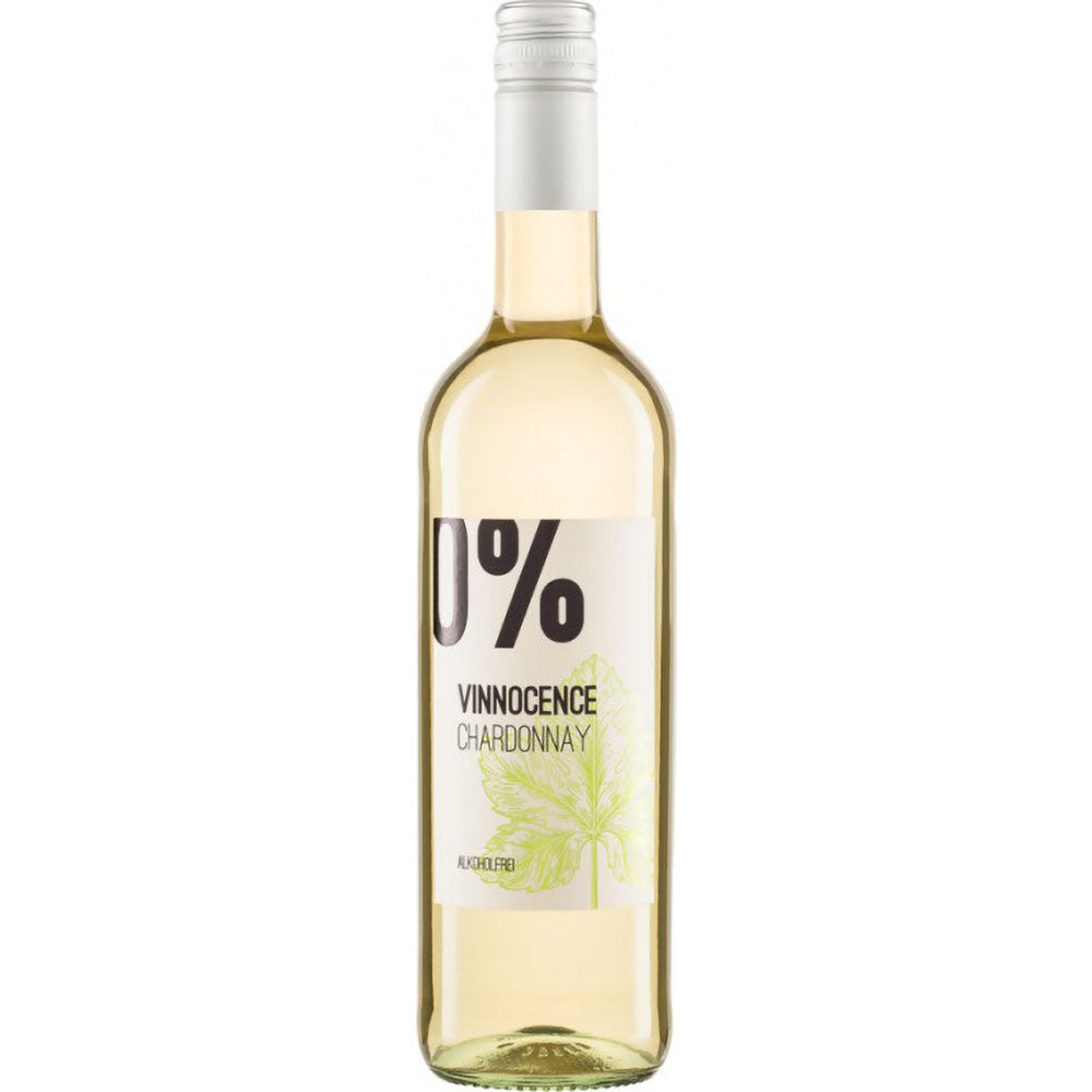 Eine 0,75L Flasche Vinnocence Chardonnay alkoholfrei von Vinnocence mit einem weißen Etikett mit Blattmotiv.