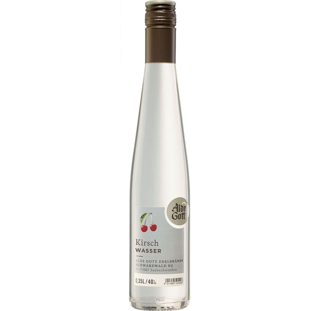 Eine hohe, klare Flasche Alde Gott Schwarzwälder Kirschwasser 40% 0,35 Liter von Alde Gott Edelbrände Schwarzwald, mit einem silbernen Verschluss und einer Kirschenillustration auf dem Etikett.