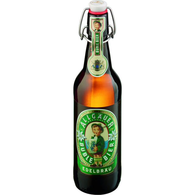 Eine Flasche Allgäuer Büble Edelbräu Bügel 0,5L (MEHRWEG) von Allgäuer Büble mit grünem Etikett und Flip-Top-Verschluss mit einem Jungenportrait.