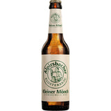 Eine Flasche Alpirsbacher Kleiner Mönch 24x 0,33 Liter (MEHRWEG) von Alpirsbacher Klosterbräu, ein Helles Bier mit weiß-grünem Etikett, liefert den wahren Geschmack des Schwarzwaldes.