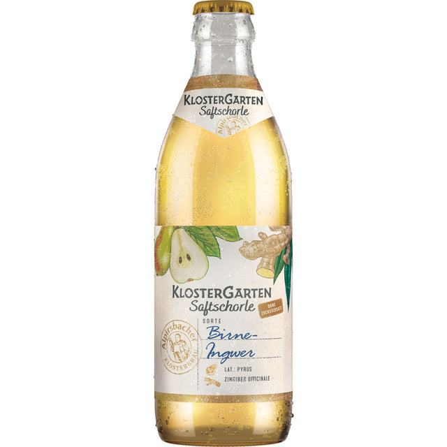 Eine klare Flasche Alpirsbacher Klosterbräu KlosterGarten Saftschorle Birne-Ingwer (20x 0,33L Mehrweg) mit Birnen- und Ingwermotiven auf dem Etikett, die das Birne-Ingwer-Duo hervorheben.