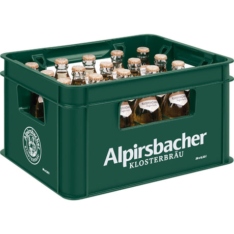Ein grüner Kasten mit Alpirsbacher Klosterbräu Bierflaschen passt perfekt zu KlosterGarten Saftschorle Birne-Ingwer 20x 0,33L (MEHRWEG) der gleichen Marke.