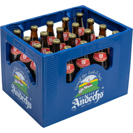 Eine blaue Plastikkiste enthält Kloster Andechs Andechser Spezial Hell 20x 0,5L (MEHRWEG) Braunglasflaschen, jede mit einem roten Etikett.