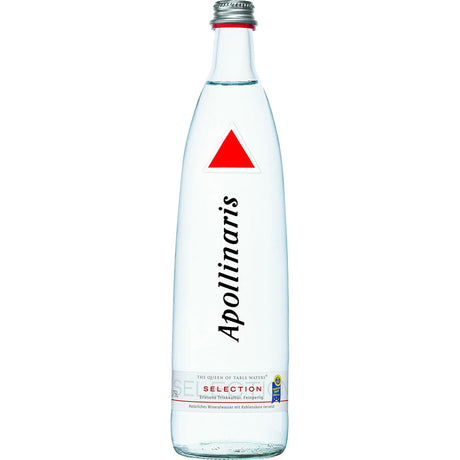Apollinaris Selection 12x 0,75L (MEHRWEG): Elegante Klarglasflaschen mit rotem Dreieckslogo und vertikalem Text - feinperliges Mineralwasser von Apollinaris, ideal für die gehobene Gastronomie.