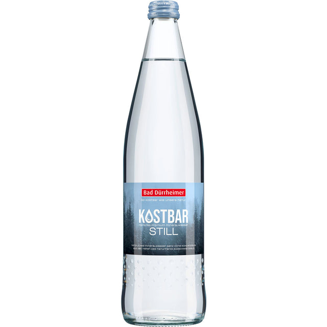 Eine Glasflasche Bad Dürrheimer Kostbar Mineralwasser Still, 0,75 l (Mehrweg), mit dem blau-weißen Etikett der Marke Bad Dürrheimer.