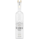 Belvedere Wodka aus Polen 40% 1,75 Liter überzeugt als Premium-Wodka im weißen Frostdesign mit elegantem Gebäude auf dem Etikett - ein echtes Highlight polnischer Wodka-Tradition.