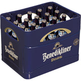 Eine blaue Kiste mit 20 Flaschen Benediktiner Weißbier Alkoholfrei 0,5L (MEHRWEG) von Benediktiner Weissbräu - ideal für Fans von hochwertigem alkoholfreiem Weißbier.