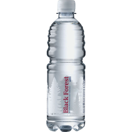 Schwarzwälder Mineralwasser in der 0,5-Liter-PET-Flasche mit weißem Verschluss und Waldetikett bietet natriumarmes Mineralwasser für pure Erfrischung. Verpackt in einem praktischen 20er Multipack (EINWEG).