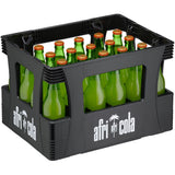 Eine schwarze Kiste mit 24 grünen Glasflaschen von Bluna Orange, jede 0,33 l, die bei jedem Schluck frischen Orangengeschmack liefern.