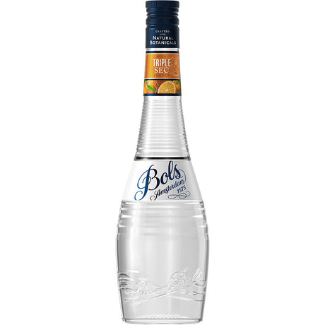 Bols Triple Sec Curacao 38% 0,7 Liter: Klarglasflasche mit blauem Verschluss und orangefarbenem Etikett im oberen Bereich. Ideal als Zutat für Cocktails.