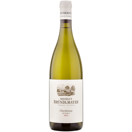 Eine Flasche Bründlmayer Chardonnay Reserve Ried Steinberg 2022 von Bründlmayer mit ihrem weißen Etikett wird elegant vor einem schlichten Hintergrund präsentiert.