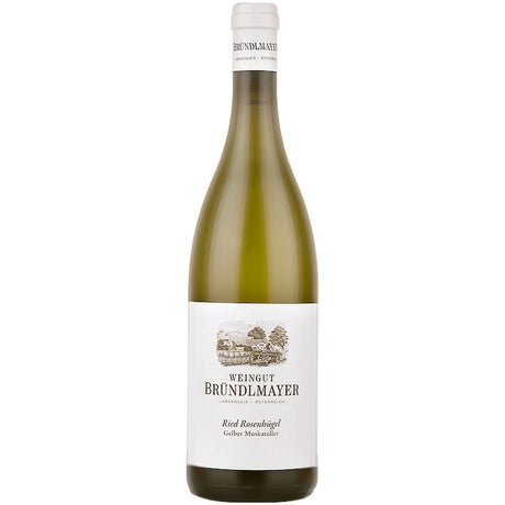 Zu sehen ist eine Flasche Bründlmayer Gelber Muskateller Ried Rosenhügel Kamptal DAC 2021 Weißwein, die ein weißes Etikett mit einer Abbildung eines Weinbergs trägt und aufrecht steht.