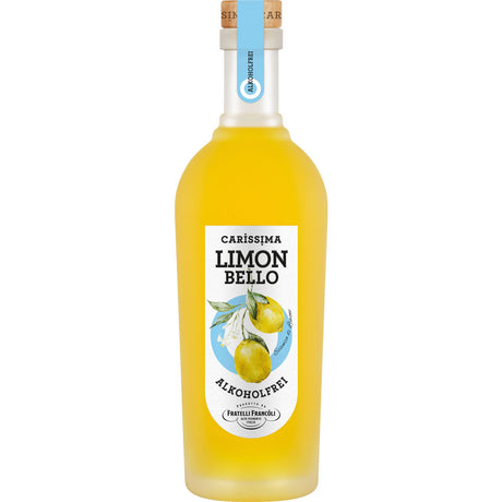 Eine 0,7-Liter-Flasche Luigi Francoli Carissima Limonbello Alkoholfrei, eine alkoholfreie Limoncello-Alternative, zeichnet sich durch gelbe Flüssigkeit und eine Zitronenabbildung auf dem Etikett aus.