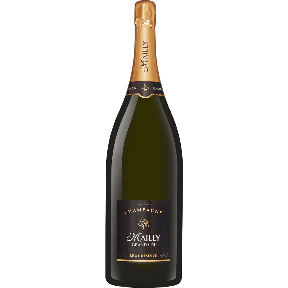 Eine 3L Doppelmagnum-Flasche Champagne Mailly Grand Cru Brut Reserve von Champagne Mailly, verziert mit einem Goldfolienverschluss und einem schwarzen Etikett, aus Montagne de Reims.