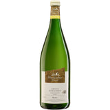Eine grüne Flasche Oberkircher Winzer Collection Oberkirch Grauburgunder trocken (6x 1L, Mehrweg) aus Deutschland mit einem Goldfolienverschluss.