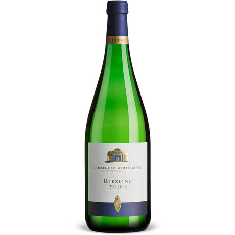 Eine grüne Flasche Collegium Wirtemberg Riesling Beisser trocken 1L (Mehrweg) aus Deutschland hat ein blau-goldenes Etikett.