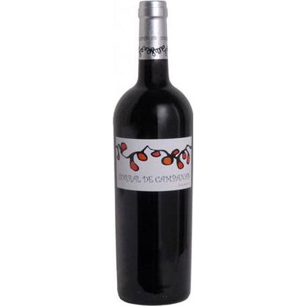 Eine dunkle Weinflasche mit silbernem Verschluss und einem Etikett mit roten Beeren und dem Schriftzug "Corral de Campanas". Bodegas Quinta Quietud Corral de Campanas 2021 ist ein Rotwein DO Toro, der von Bodegas Quinta Quietud aus Tinta de Toro-Trauben hergestellt wird.