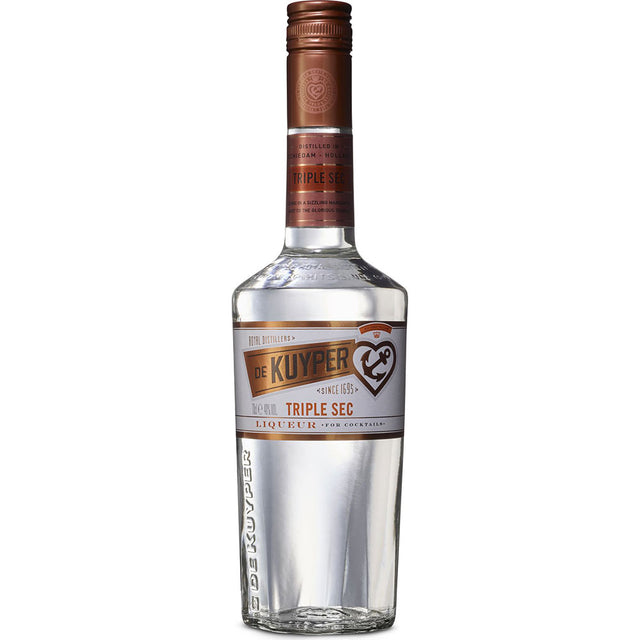 Eine Flasche De Kuyper Triple Sec Likör 40% 0,7 Liter mit braunem Verschluss und silbernem Etikett auf weißem Grund, ideal als Cocktail-Zutat.