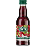 Eine Flasche Dietz Sauerkirschen-Nektar 12x 0,2 Liter (MEHRWEG) der Marke Dietz mit Kirschen und Blättern auf dem Etikett.