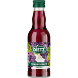 Dietz Traubensaft Rot 12x0,2L (MEHRWEG) ist ein violetter Traubensaft mit Weintrauben auf dem Etikett, die den köstlichen roten Traubensaft hervorheben.