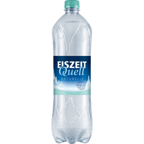 Eine klare 1-Liter-PET-Flasche Eiszeitquell EiszeitQuell Naturelle PET 9x 1 Liter (EINWEG) Mineralwasser ohne Kohlensäure, mit blauem Etikett und grünem Verschluss.