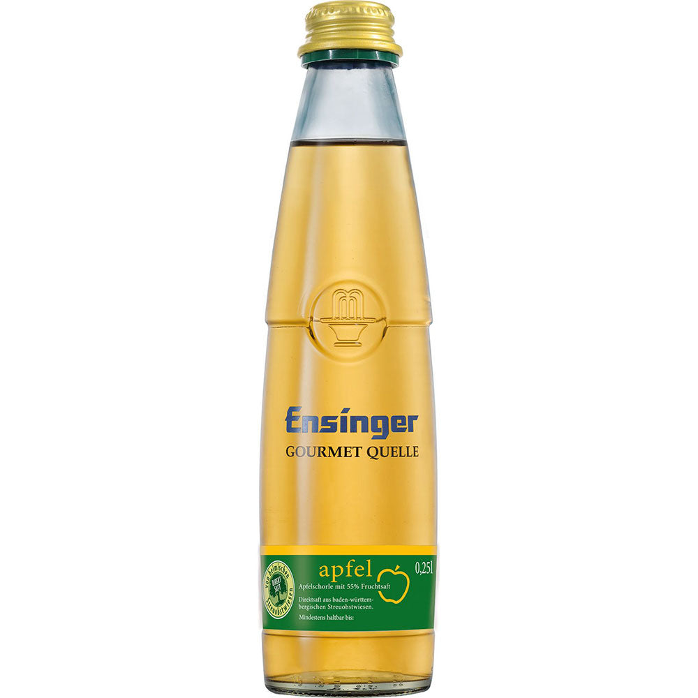 Eine 0,25-L-Glasflasche Ensinger Gourmet Apfelschorle (24er-Pack, MEHRWEG), ideal für Fans der Ensinger Apfelschorle.