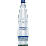 Ensinger Gourmet BIO Medium (12x0,75L Mehrweg) in der Klarglasflasche mit blau-weißer Etikettierung ist das Premium-Bio-Mineralwasser von Ensinger für den feinen Geschmack.