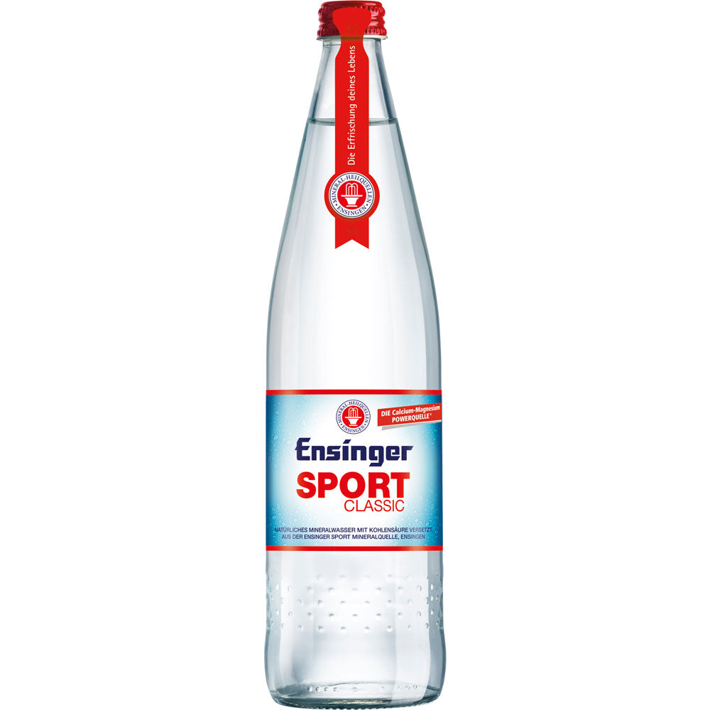 Ensinger Sport Classic 12x0,75L MEHRWEG: Klarglasflaschen mit rotem Deckel und blau-weißem Etikett, betonen den natürlichen Calcium- und Magnesiumgehalt. Marke: Ensinger.